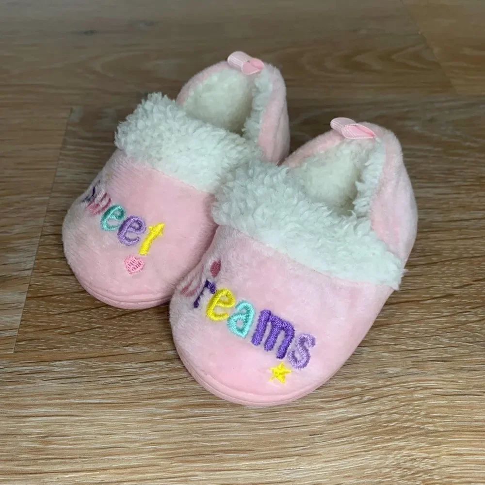 Wonder Nation Baby Girl Size 2 “Sweet Dreams” Winter Slippers